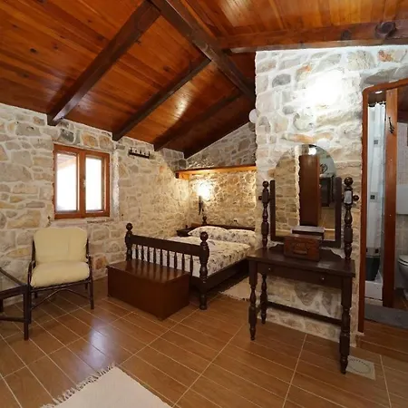 Сasa de vacaciones Stone House Lozica Vela Luka