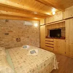 Stone House Lozica *