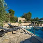 Stone House Lozica
