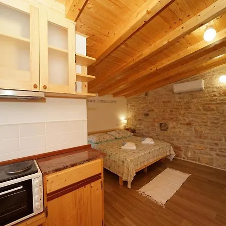 Vikendica Stone House Lozica *